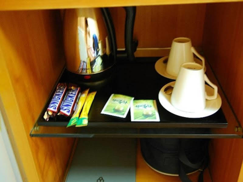 Arirang Tourist Hotel Changwon Exteriör bild